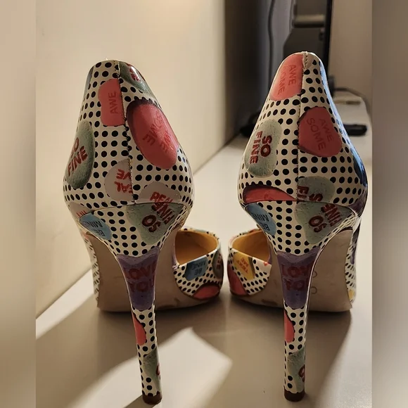 Jessica Simpson Claudette Stilettos - Picture 3 of 5